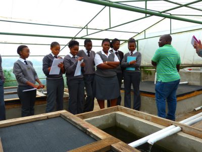 Lesson-with-students-fishKempton-ParkPics-For-LKP-LaunchCarel-De-Wet-System-(2)
